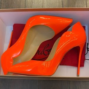 Christian Louboutin hot chick 100mn